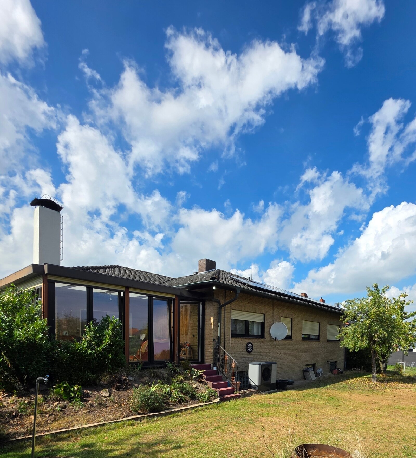 Bungalow/EFH mit Einliegerwohnung und viel Raum für Ihre Ideen