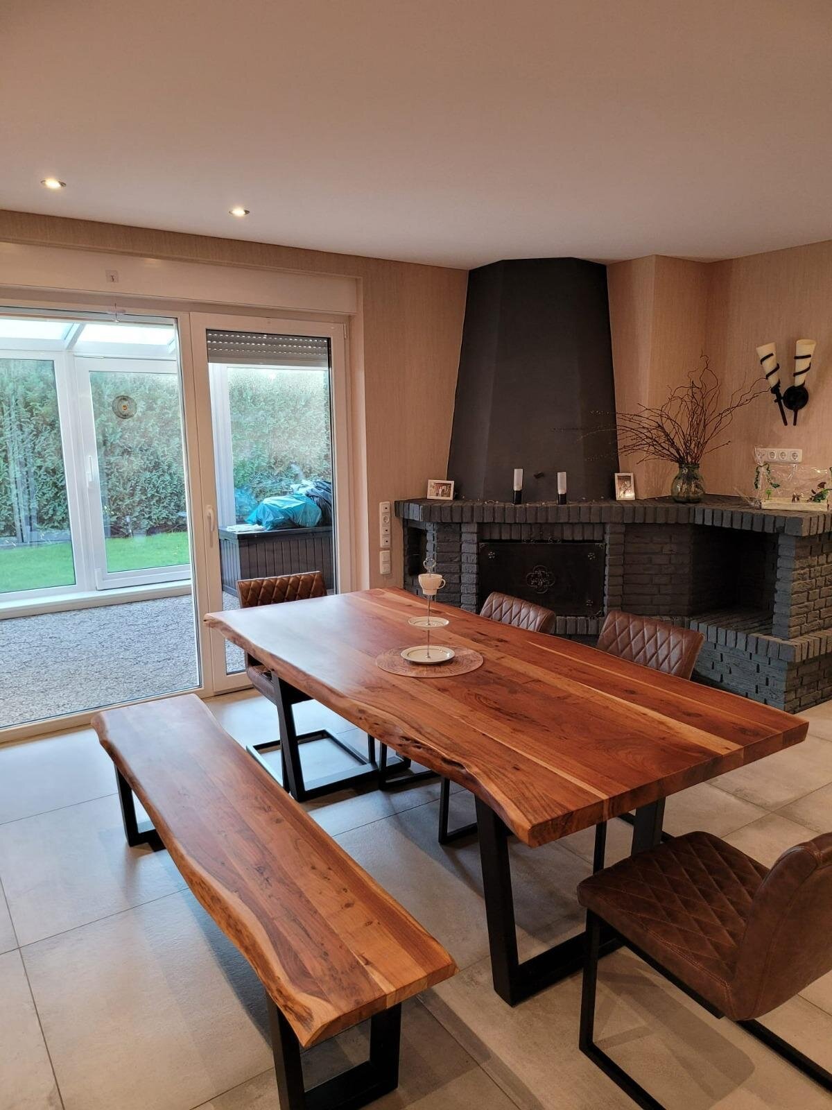 Hochwertig saniertes Einfamilienhaus mit Einliegerwohnung und exklusiver Ausstattung