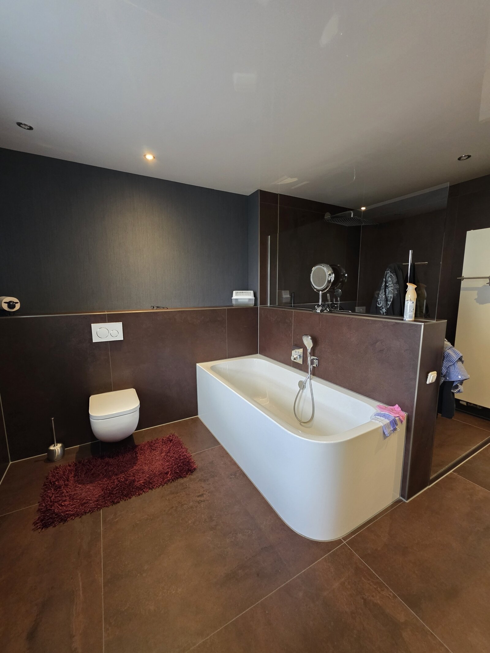 Hochwertig saniertes Einfamilienhaus mit Einliegerwohnung und exklusiver Ausstattung