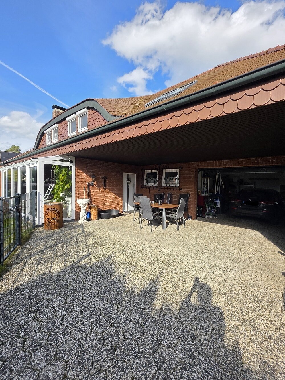 Hochwertig saniertes Einfamilienhaus mit Einliegerwohnung und exklusiver Ausstattung